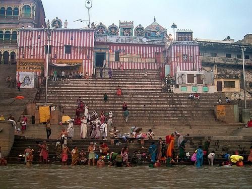 La Banque mondiale prête un milliard de dollars pour nettoyer le Gange